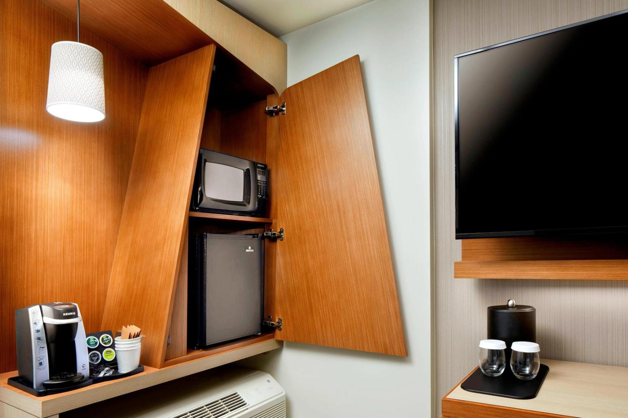 Courtyard By Marriott Houston Intercontinental Airport Hotell Exteriör bild